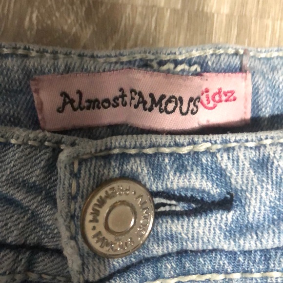 Jeans - Picture 2 of 3